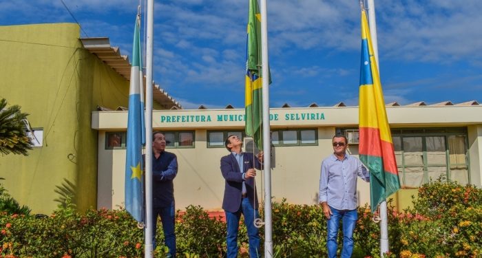 Ato Cívico marca aniversário do município de Selvíria
