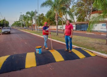 Prefeitura constrói mais de vinte lombadas e lombo-faixas em várias regiões de Selvíria