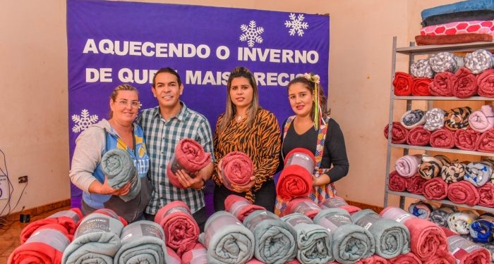 Prefeitura distribui cobertores no 1º Arraiá Solidário do CRAS