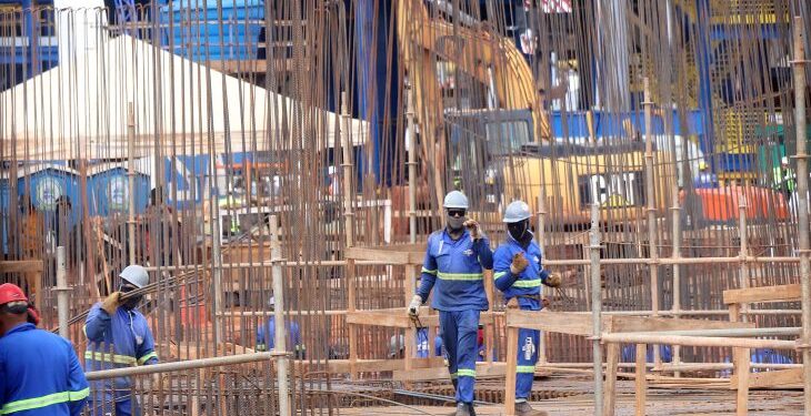 Depois da folia: MS tem 5 mil vagas de emprego em diferentes cidades