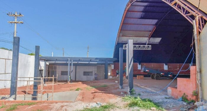Reforma avança e ginásio Francisco José de Carvalho vai ganhando novos espaços
