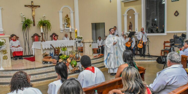 Aniversário de Selvíria terá a tradicional “Missa Cabocla” A paróquia São João Batista irá promover uma “Missa Cabocla” em comemoração aos