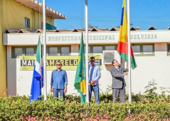 Selvíria, 44 anos: Ato cívico teve Banda Marcial Santa Maria e números de dança