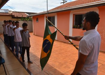 Junta de Serviço Militar de Selvíria entrega Certificados de Dispensa