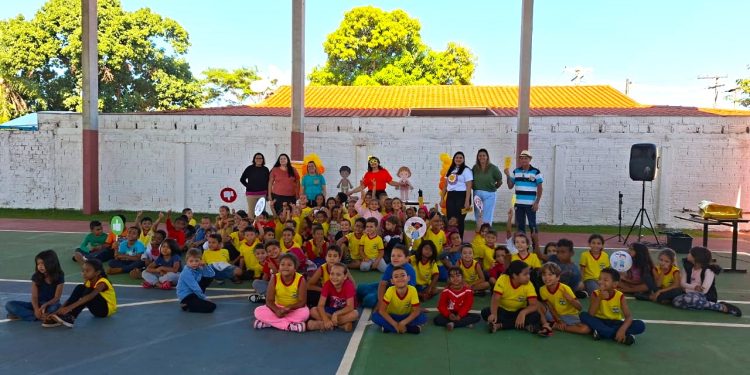 Maio Laranja: Escolas tem panfletagem e palestra lúdica