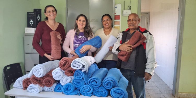 Prefeitura de Selvíria distribui cobertores